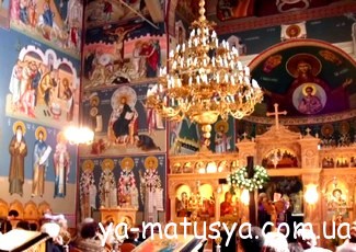 Вагітність та церковні таїнства: відвідування церкви, вінчання і хрещення